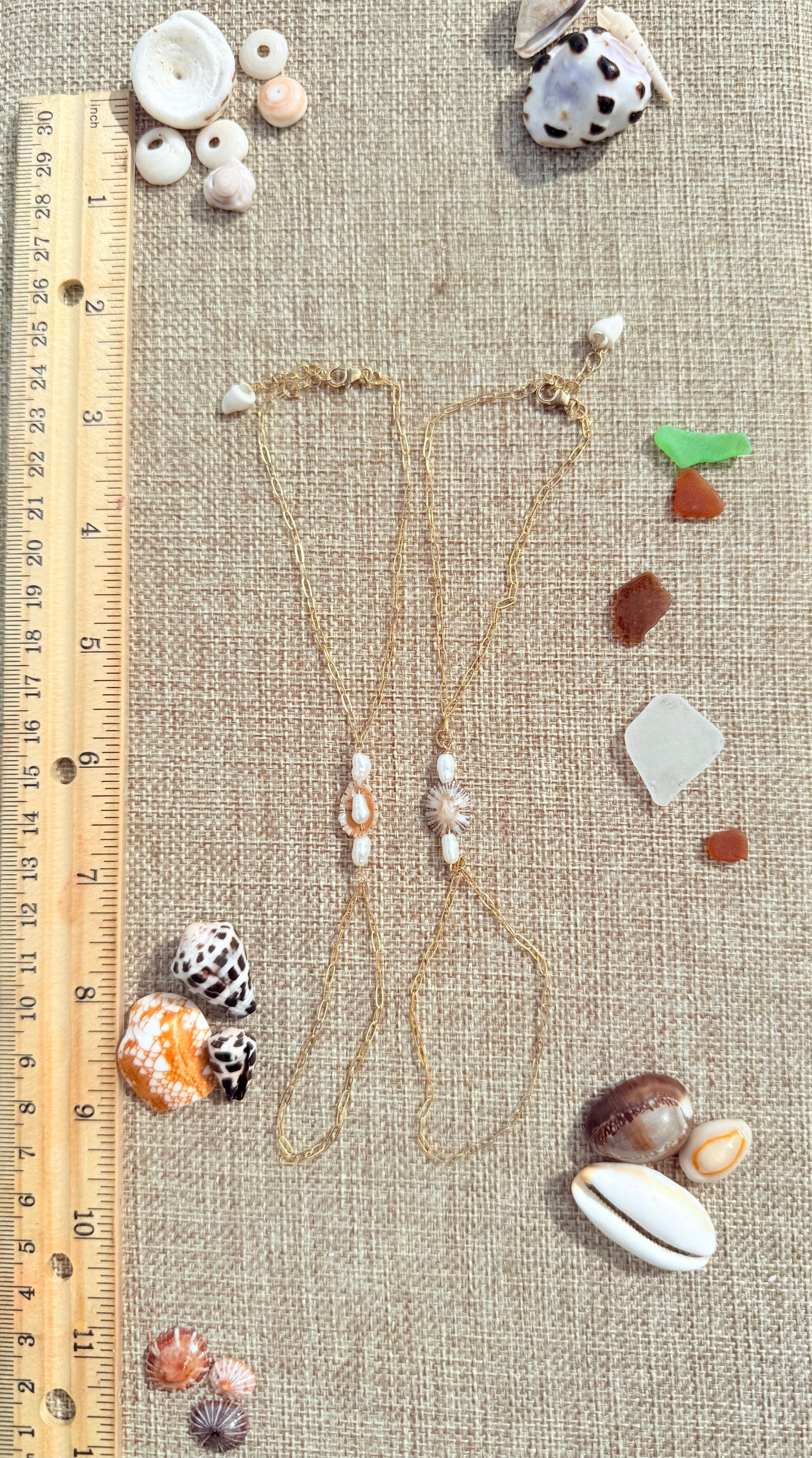 the Opihi & Pearls Hand Chain